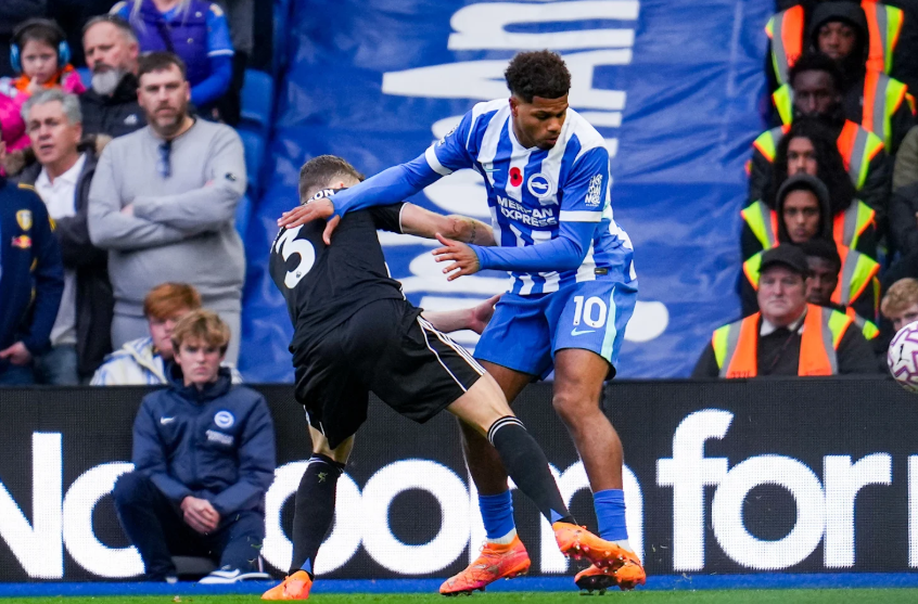Brighton vs Leeds United (22:00 – 01/11) | Xem lại trận đấu