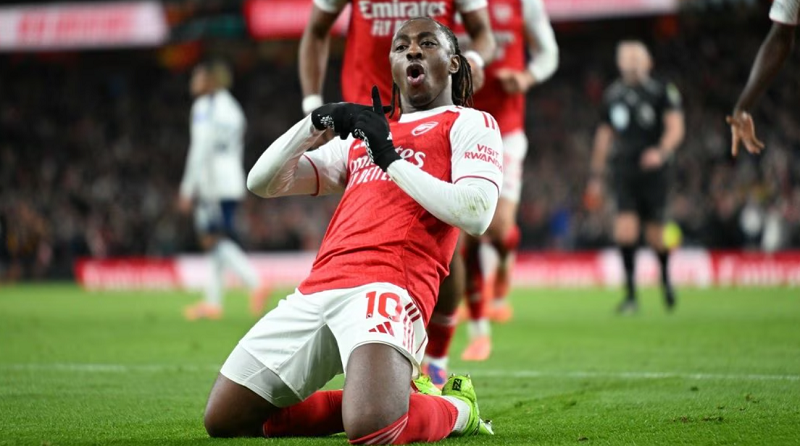 Vì sao bàn của Eze vẫn được giữ? Một quyết định VAR gây chia rẽ ở derby Bắc London