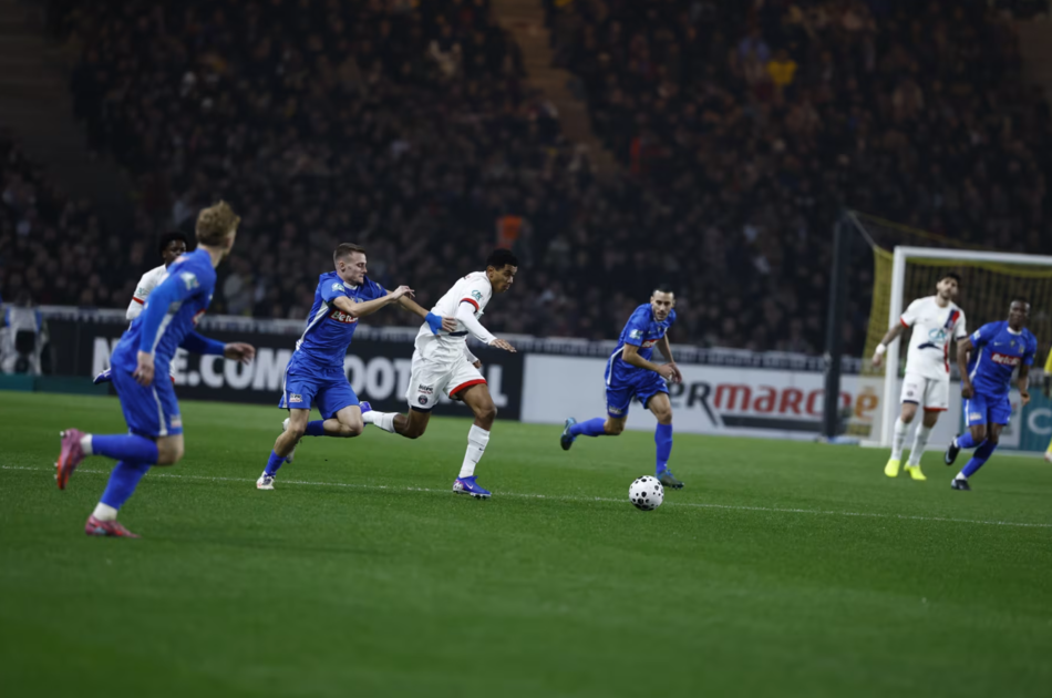 Vendée Fontenay Foot vs PSG (03:00 – 21/12)