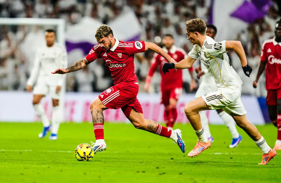 Real Madrid vs Sevilla (03:00 – 21/12)