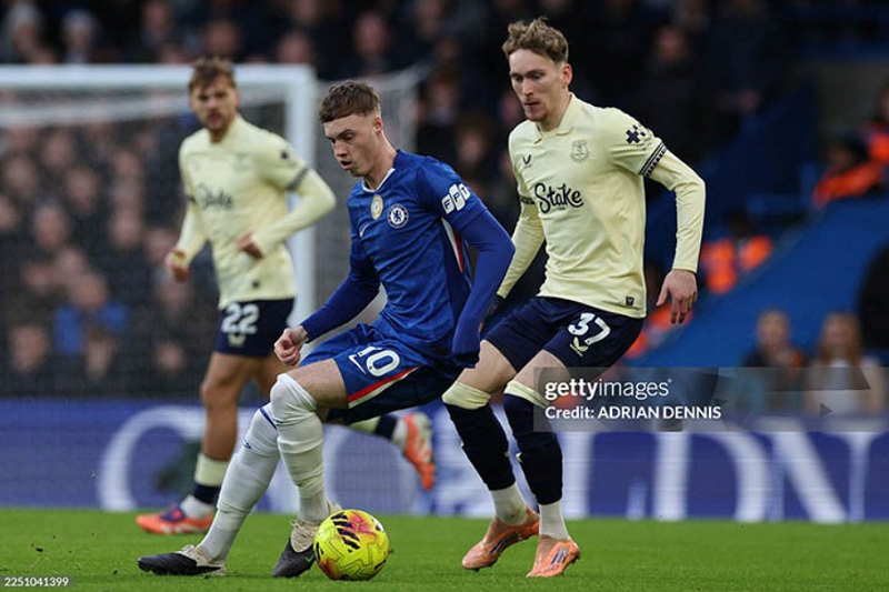 cole-palmer-len-tieng-chelsea-dang-chiu-ap-luc-lon-hon-nhung-gi-ben-ngoai-nhin